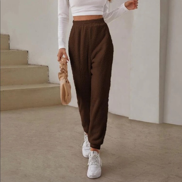 SHEIN Teddy Cropped Hoodie and Fleece Pants Combo - Picture 5 of 10